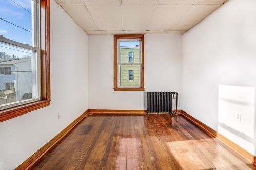 222 Clark Ave, Chelsea MA 02150-2514 exterior