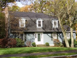 11 Arlo Rd, Newton, MA 02464-1002