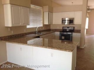 4622 Chisum Trl, Phoenix AZ  85050-8538 exterior