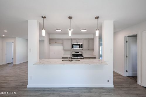 3535 Acapulco Ln, Phoenix AZ 85023-5019 exterior