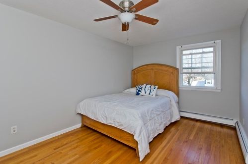 85 Chestnut Ln, Agawam MA 01001-3509 exterior