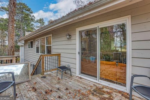 1488 Brk Vly Ln, Atlanta GA 30324-3264 exterior