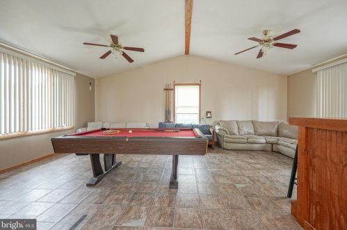 431 Meadowcroft Rd, West Deptford NJ 08096-4007 exterior