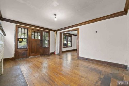 33 Hamilton Ave, Kearny NJ  07032-1804 exterior