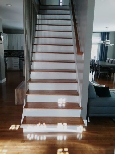 465 Montgomery Rd, Montgomery MA 01085-1061 exterior