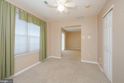 1421 Tristram Cir, West Deptford NJ 08051-2264 exterior