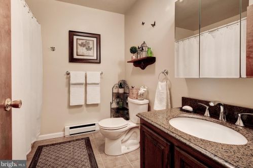 1157 Mantua Pike, West Deptford NJ 08097-1229 exterior