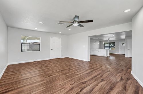 19245 17th Dr, Phoenix AZ  85027-5309 exterior