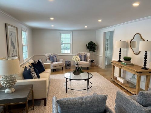 7 Queen Anne Ln, Hingham MA  02043-3904 exterior