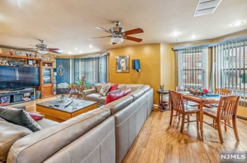 514 Davis Ave, East Newark NJ  07029-1214 exterior