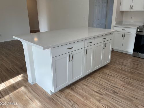 8401 Avalon Dr, Phoenix AZ  85037-3340 exterior