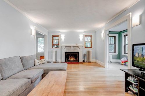 105 Mount Vernon St, Arlington MA  02476-7704 exterior