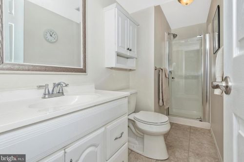 11922 New Country Ln, Columbia MD 21044-4405 exterior