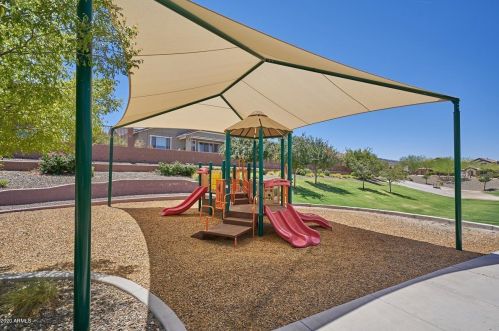 7819 37 Way, Phoenix AZ 85008-2219 exterior