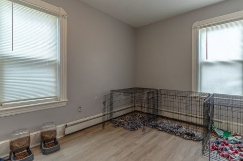 285 Earle St, New Bedford MA 02746-1814 exterior