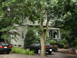 165 Concord St, Newton, MA 02462-1010
