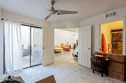 125 Beck Ln, Phoenix AZ 85032-4293 exterior