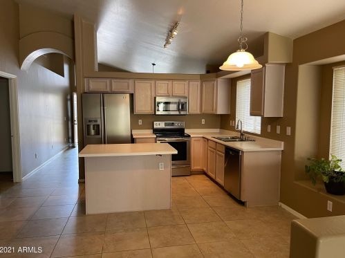 18650 42nd St, Phoenix AZ  85050-3376 exterior