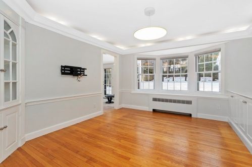 354 Otis St, Newton MA 02460-1817 exterior