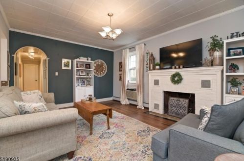 65 Kraft Pl, Skyline Lakes NJ  07456-1831 exterior