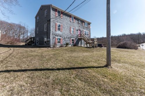 2143 Elm St, Dighton, MA 02715-1518