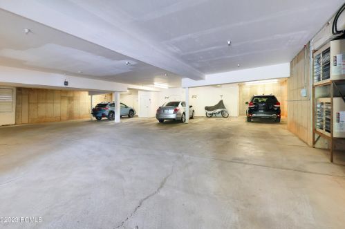 8041 Gambel Dr, Park City UT  84098-4690 exterior