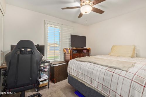 4115 Alta Vista Rd, Phoenix AZ 85041-4916 exterior