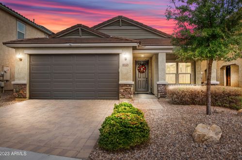 18325 28th Pl, Phoenix, AZ 85032