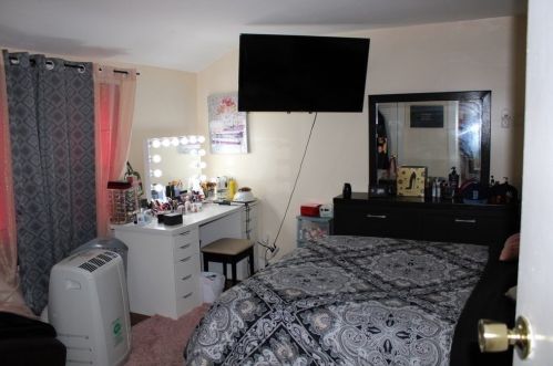 52 Kenneth St, Lawrence MA 01843-2717 exterior