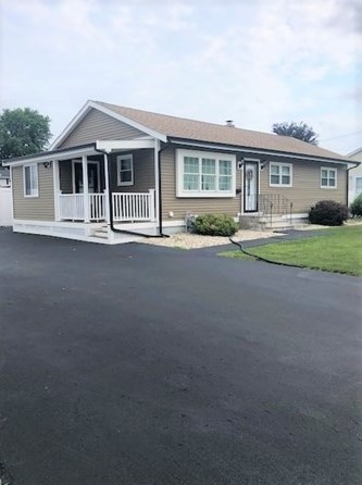 7 Rita Ln, Lawrence, MA 01843-3222