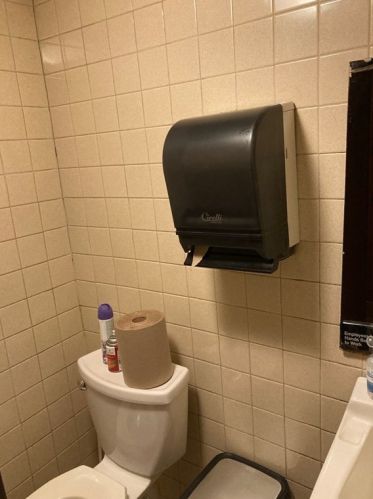 505 Washington St, Canton MA 02021-3650 exterior