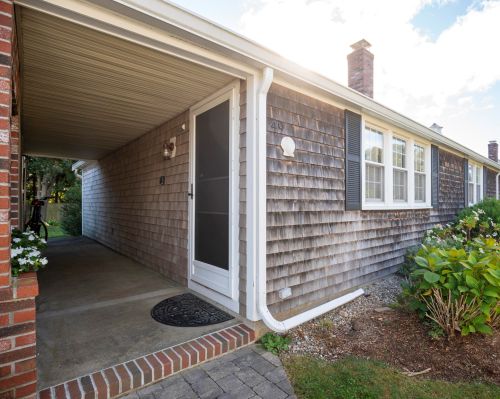 49 Toms Way, Chatham MA 02633-1056 exterior