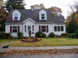 192 Lincoln St, Newton, MA 02461-1326