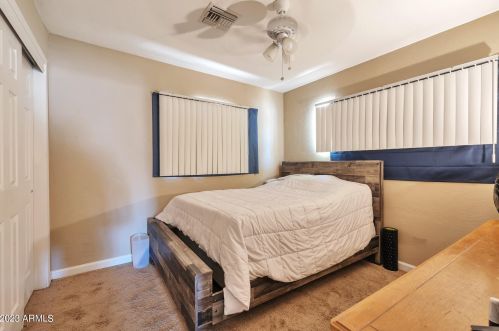 1901 45th St, Phoenix AZ  85008-4105 exterior