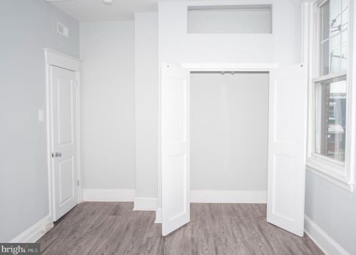 1815 20 St, Philadelphia PA 19145-2048 exterior