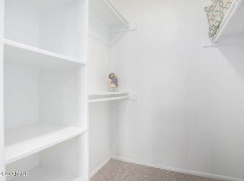 7009 42 Pl, Phoenix AZ 85050-8720 exterior