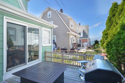 149 Washington Ave, Winthrop MA  02152-1708 exterior