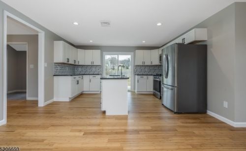 9 Clarkson St, Milford NJ  08848-1534 exterior