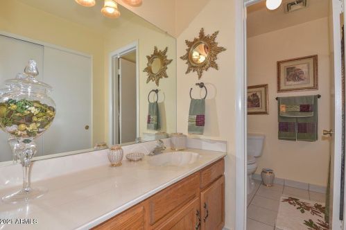 19234 5 St, Phoenix AZ 85040-8707 exterior