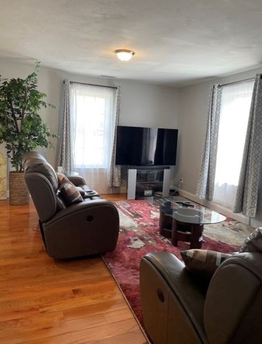 505 Salisbury St, Worcester MA  01609-1307 exterior