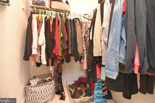 116 Cypress Ct, West Deptford NJ  08096-5154 exterior