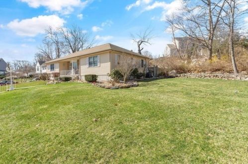 34 Grampian Way, Weymouth MA 02188-3506 exterior