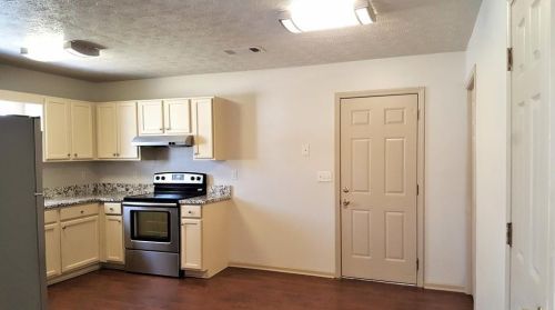 177 Bay Court Dr, Stockbridge GA  30281-6494 exterior