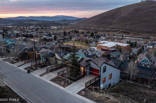 1172 Lowell Ave, Park City UT 84060-5115 exterior