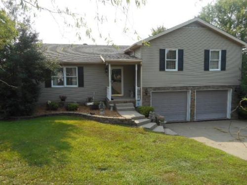 220 Frederick St, Madisonville, KY 42431-2860