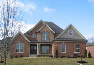 603 Locust Creek Blvd, Louisville, KY 40245-6245