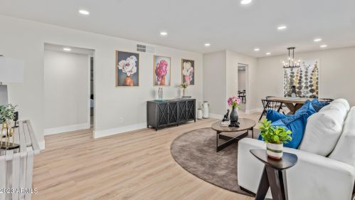 4115 Catalina Dr, Phoenix AZ 85015-6024 exterior