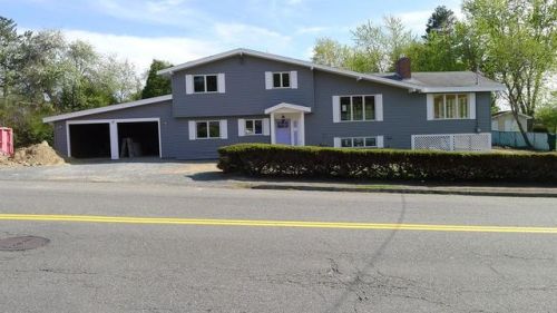 18 Baldwin St, Peabody, MA 01960-1423