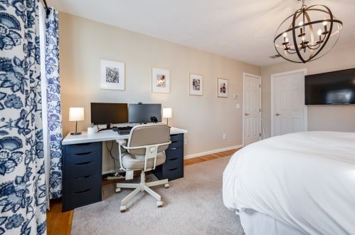 1 Eric Rd, Norfolk MA 02056-1914 exterior