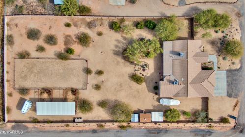 38301 15th Ave, Phoenix, AZ 85086-6304